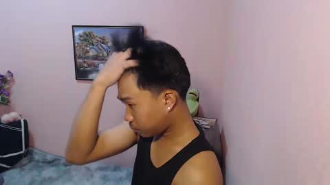 Snapshot of asian_prince_of_cock chatting on 10.19.25 Prince online show from 10.19.25