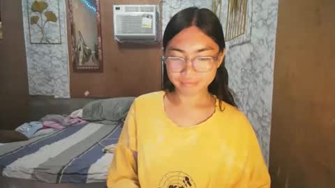 Rhean online show from 11.04.25