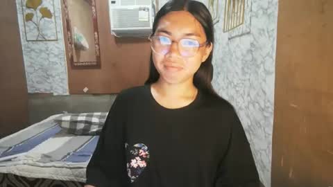 Rhean online show from 11.21.25