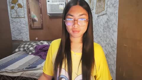 Rhean online show from 11.22.25