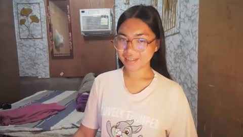 Rhean online show from 11.25.25