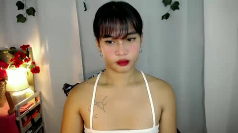 Snapshot of asian_yannie chatting on 09.29.25 Yan online show from 09.29.25