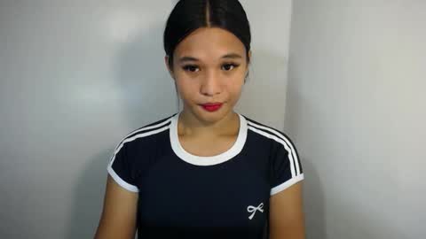 Yan online show from 04.23.26