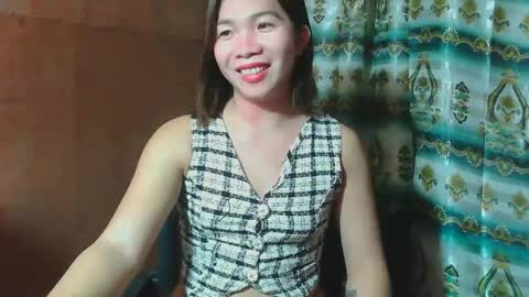Snapshot of asian_zumi chatting on 09.28.25 asian_zumi online show from 09.28.25