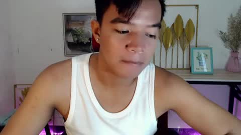 Snapshot of asianash18 chatting on 07.29.26 ASH online show from 07.29.26