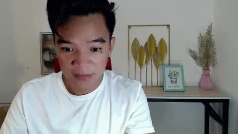 Snapshot of asianash18 chatting on 07.30.26 ASH online show from 07.30.26