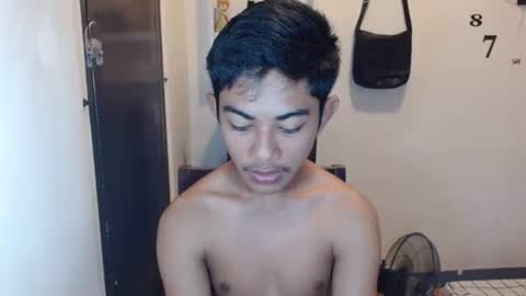 Snapshot of asiancockhero22 chatting on 12.17.24 HERO online show from 12.17.24