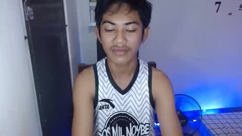 Snapshot of asiancockhero22 chatting on 01.12.25 HERO online show from 01.12.25