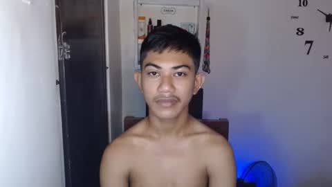 Snapshot of asiancockhero22 chatting on 01.22.25 HERO online show from 01.22.25