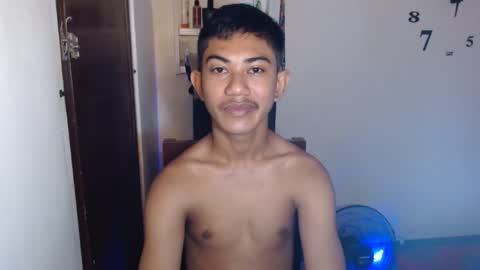 Snapshot of asiancockhero22 chatting on 01.23.25 HERO online show from 01.23.25