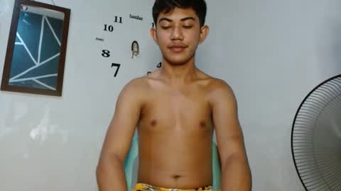 Snapshot of asiancockhero22 chatting on 09.17.25 HERO online show from 09.17.25