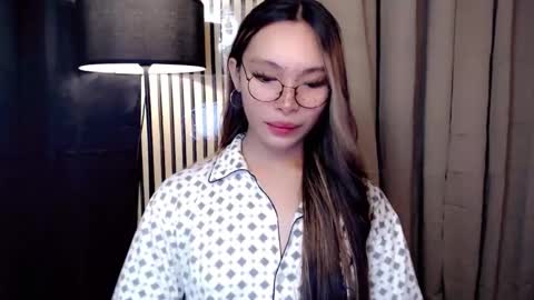 HI IM TAMIRA LOOKING FOR SERIOUS RELATIONSHIP online show from 10.05.25