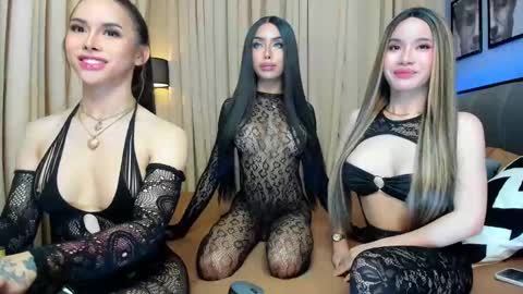 Snapshot of asianhugecockcindy chatting on 12.18.24 asianhugecockcindy online show from 12.18.24
