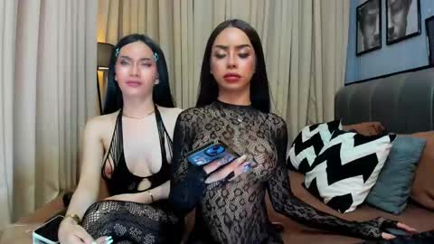 Snapshot of asianhugecockcindy chatting on 12.28.24 asianhugecockcindy online show from 12.28.24