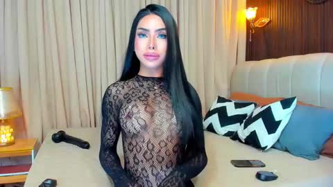 Snapshot of asianhugecockcindy chatting on 01.15.25 asianhugecockcindy online show from 01.15.25