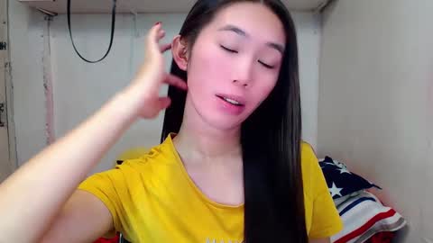 Snapshot of asianqt19 chatting on 01.03.25 J A D E online show from 01.03.25