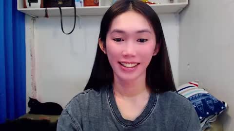 Snapshot of asianqt19 chatting on 01.31.25 J A D E online show from 01.31.25