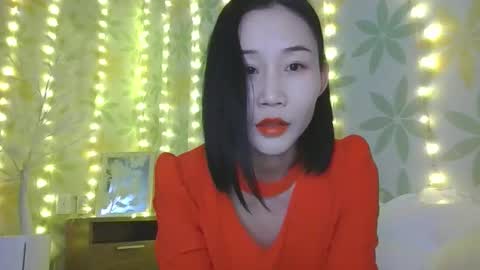 Snapshot of asianshiny chatting on 01.14.25 Alice online show from 01.14.25