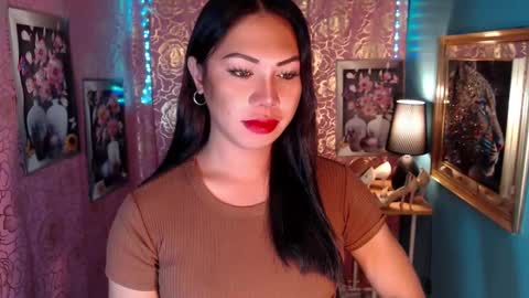 Snapshot of asiansignificant chatting on 09.25.25 Babe online show from 09.25.25
