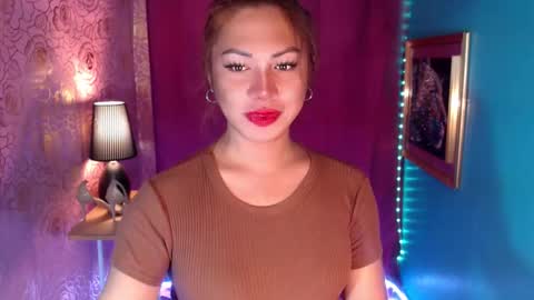 Snapshot of asiansignificant chatting on 10.14.25 Babe online show from 10.14.25