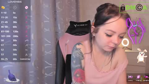 Snapshot of asima_ chatting on 10.14.25 Asima online show from 10.14.25