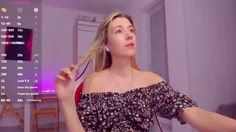 Caroline online show from 03.06.25