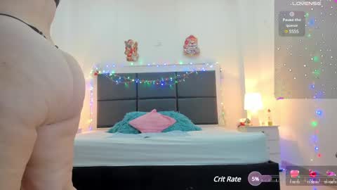 Snapshot of aslhyn_gomez chatting on 12.23.24 Aslhyn online show from 12.23.24