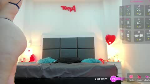 Snapshot of aslhyn_gomez chatting on 03.01.25 Aslhyn online show from 03.01.25