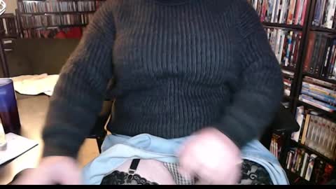 Snapshot of aspen_vale chatting on 12.14.24 Aspen Vale online show from 12.14.24