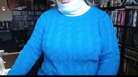 Snapshot of aspen_vale chatting on 12.29.24 Aspen Vale online show from 12.29.24
