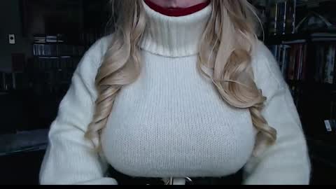 Snapshot of aspen_vale chatting on 01.19.25 Aspen Vale online show from 01.19.25