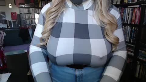 Aspen Vale online show from 10.28.25