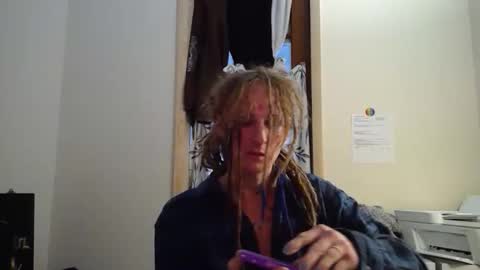 aspiringturtlegirl online show from 12.04.25