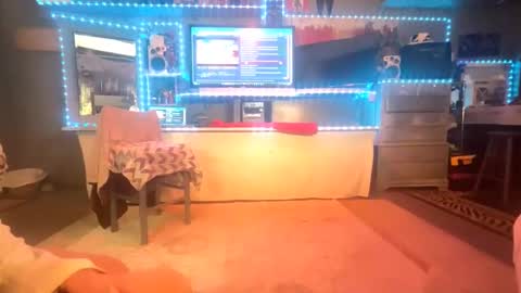 SIR WILLIAM online show from 03.31.26