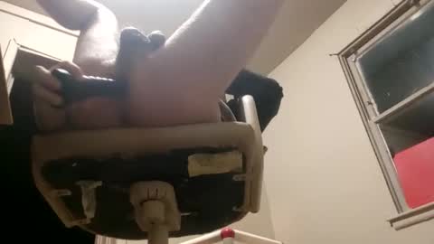 Snapshot of assholeslut9000 chatting on 12.22.24 Tell me spread and Ill spread online show from 12.22.24