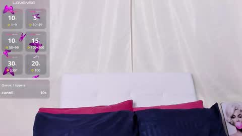 Nahomi  online show from 12.02.25