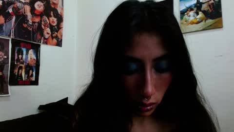 Snapshot of asterothxznikki chatting on 12.18.24 Asterothxznikki online show from 12.18.24