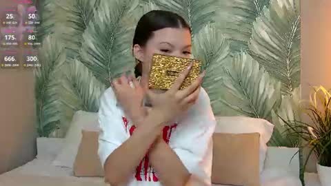 Snapshot of asterquinn chatting on 07.10.26 Aster Quinn online show from 07.10.26