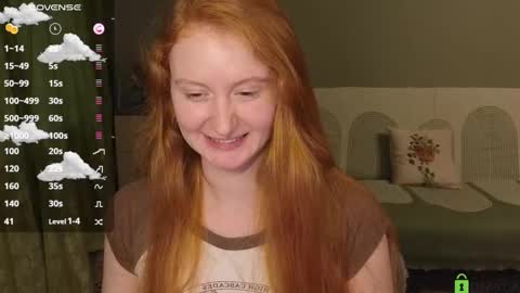 Snapshot of astoria_ross_ chatting on 09.22.25 Astoria online show from 09.22.25