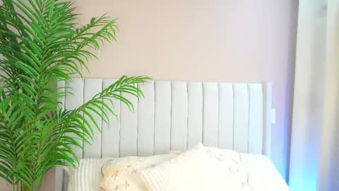 Snapshot of astrea_1 chatting on 02.23.25 Astrea online show from 02.23.25