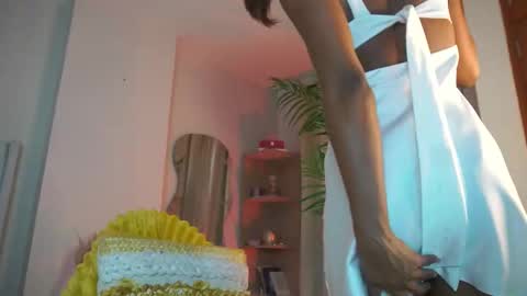 Snapshot of astrea_1 chatting on 11.26.25 Astrea online show from 11.26.25