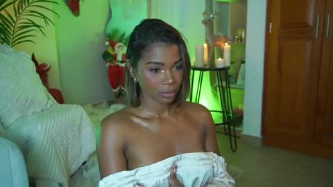 Snapshot of astrea_1 chatting on 12.15.25 Astrea online show from 12.15.25