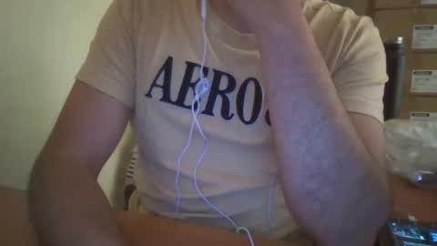 Snapshot of astro_boy_01 chatting on 12.12.24 astro_boy_01 online show from 12.12.24