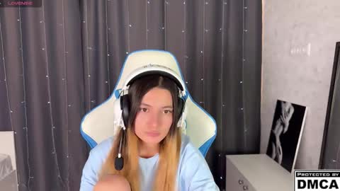 Asya online show from 09.18.25