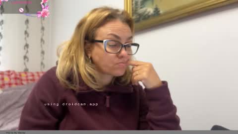 Snapshot of atanasiaxxx chatting on 10.02.25 Atanasia online show from 10.02.25