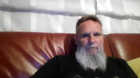 Snapshot of atatanka chatting on 06.14.26 atatanka online show from 06.14.26
