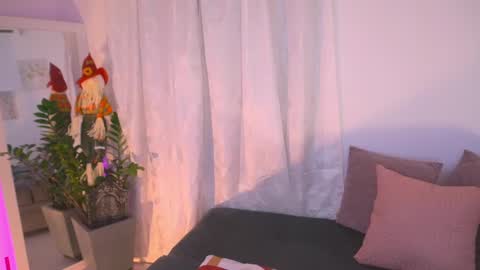 atena676 online show from 10.16.25