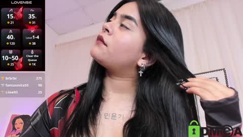 Snapshot of atena_hill chatting on 12.21.24 Athena online show from 12.21.24