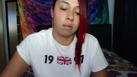 Snapshot of atena_messy chatting on 10.22.25 atena messy online show from 10.22.25