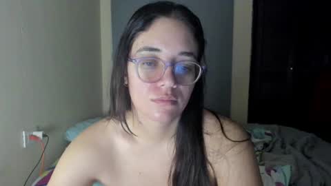 Snapshot of atenas__05 chatting on 06.27.26 atenas online show from 06.27.26
